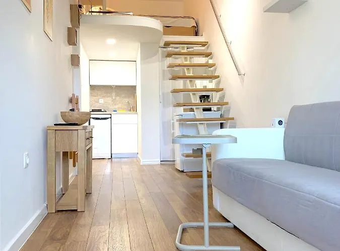 за гости Apartment *